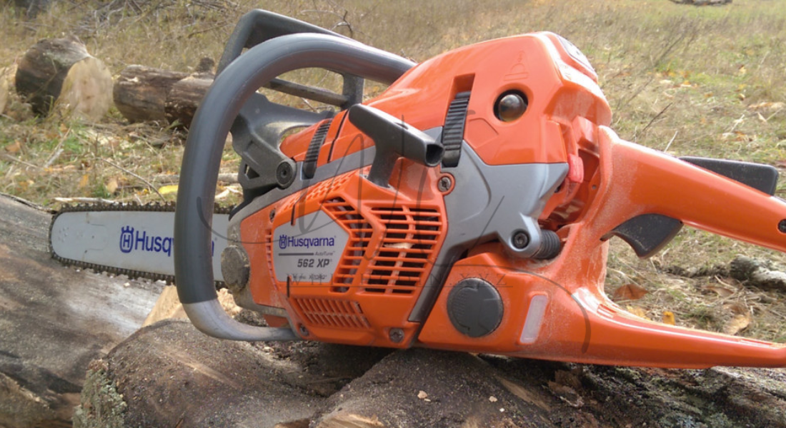 Husqvarna 562 XP Chainsaw